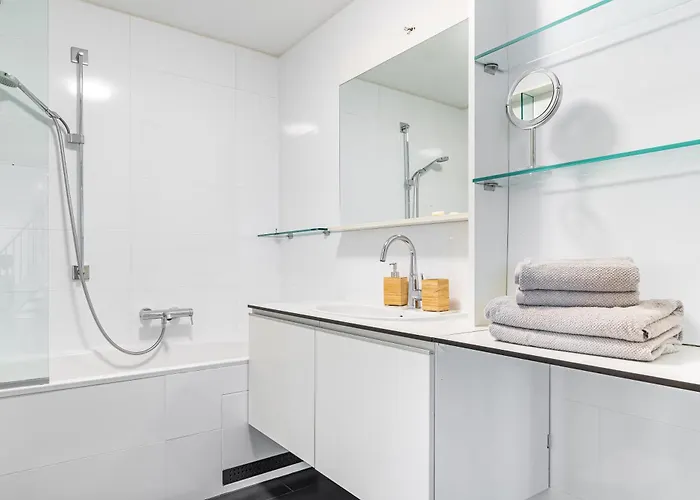 Alpena Homes, Zentrum, Domblick, Kueche Linz