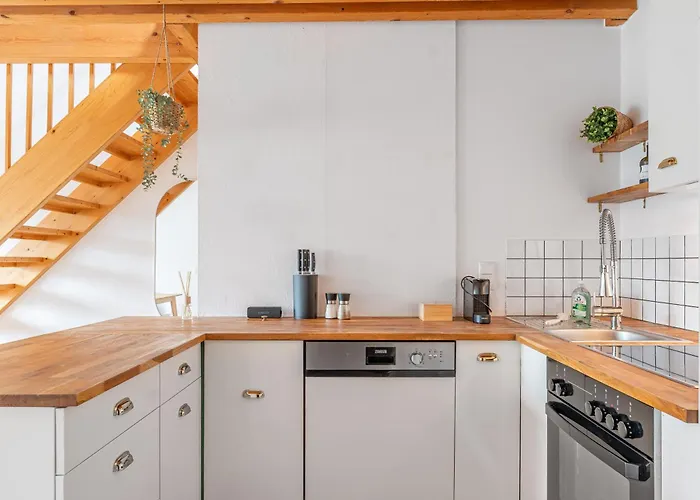 Alpena Homes, Zentrum, Domblick, Kueche * Linz